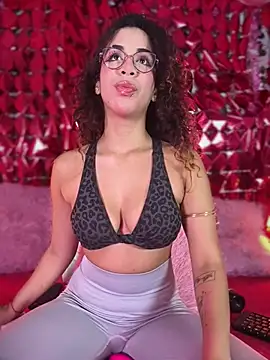 Snapshot of Woo_isDaphne chatting on February 8, 11:41 pm Woo isDaphne online show from February 8, 11:41 pm