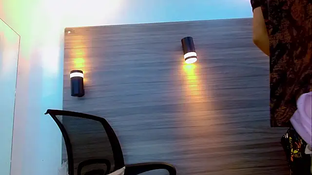 DaviidBuckx  online show from April 17, 1:52 am