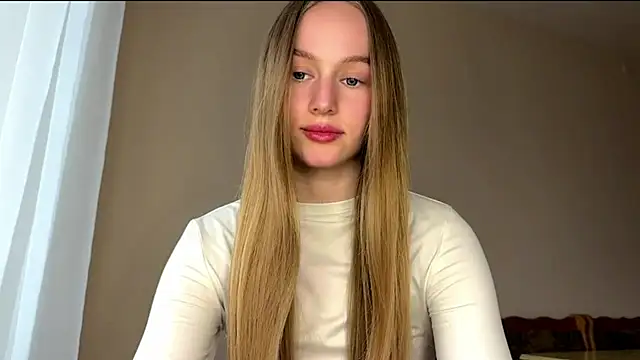 Viktoria Vibes online show from May 15, 3:30 pm
