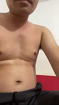 huyenzz online show from April 4, 5:10 pm