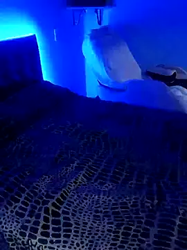 Snapshot of Soy_lubri69sexy chatting on March 4, 4:57 pm Soy lubri69sexy online show from March 4, 4:57 pm