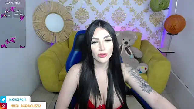 Snapshot of babyy_nicols_m chatting on February 8, 1:47 pm babyy nicols m online show from February 8, 1:47 pm
