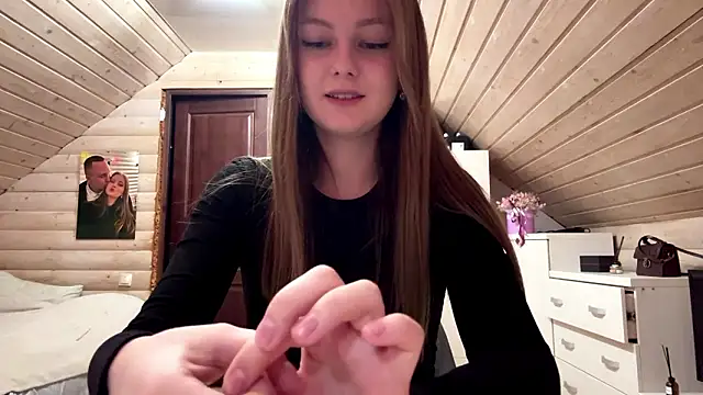 TessSamul online show from March 27, 7:35 pm