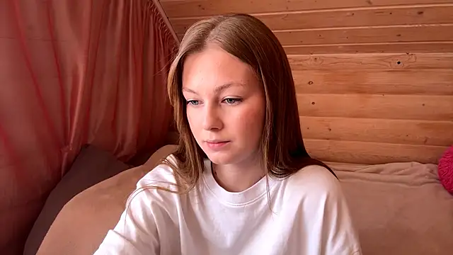 TessSamul online show from June 10, 2:38 pm