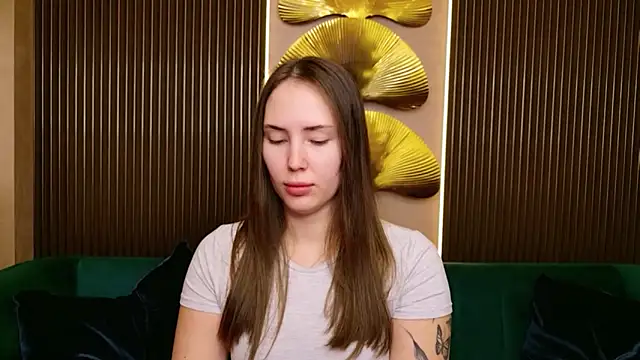 Snapshot of Arielle_Vade chatting on March 2, 5:30 am Arielle Vade online show from March 2, 5:30 am