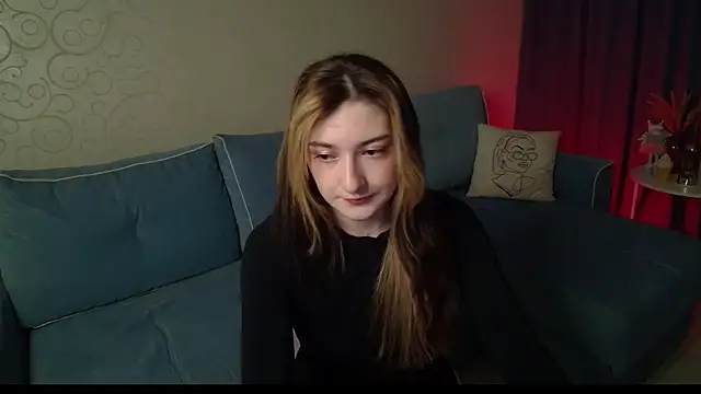 Snapshot of RosieGloom chatting on February 15, 6:04 pm RosieGloom online show from February 15, 6:04 pm