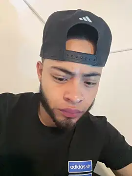 Xanderstone00 online show from March 22, 2:48 am