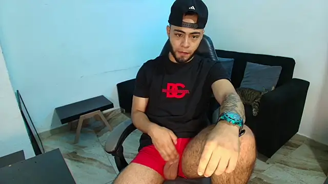 Xanderstone00 online show from April 5, 5:54 pm