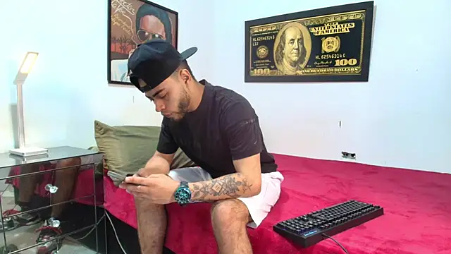 Xanderstone00 online show from April 10, 1:11 am