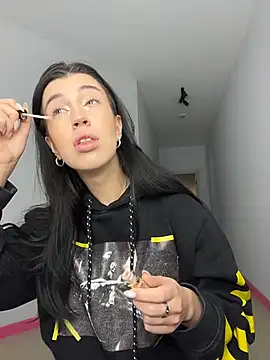 Aurora 404 online show from April 4, 6:44 am