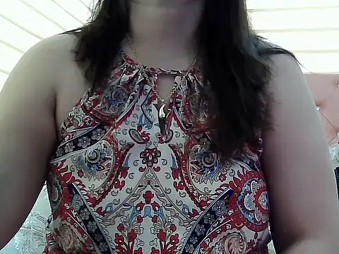Snapshot of Sexybabe42 chatting on August 5, 6:05 am Sexybabe42 online show from August 5, 6:05 am