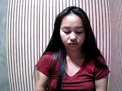 Snapshot of Cloudette_17 chatting on February 10, 8:13 pm Cloudette 17 online show from February 10, 8:13 pm