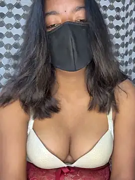 Snapshot of lovely_siaa chatting on February 21, 9:43 am lovely siaa online show from February 21, 9:43 am