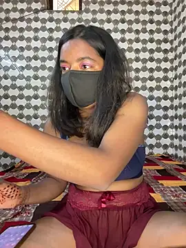 Snapshot of lovely_siaa chatting on February 26, 8:46 am lovely siaa online show from February 26, 8:46 am