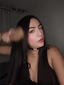 Alessia fiore333 online show from May 14, 1:34 am
