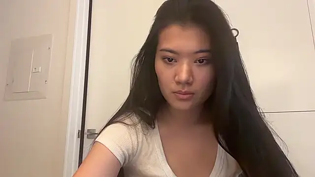 Joycelovely online show from May 23, 8:46 pm