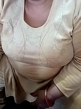 Simran 008 online show from February 14, 9:39 am