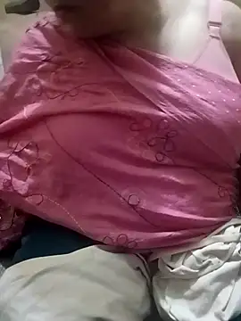 Snapshot of Simran_008 chatting on April 19, 2:38 pm Simran 008 online show from April 19, 2:38 pm