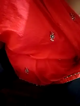 Snapshot of Simran_008 chatting on April 25, 4:15 pm Simran 008 online show from April 25, 4:15 pm