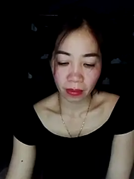 Snapshot of -Lundy- chatting on February 20, 2:17 pm -Lundy- online show from February 20, 2:17 pm