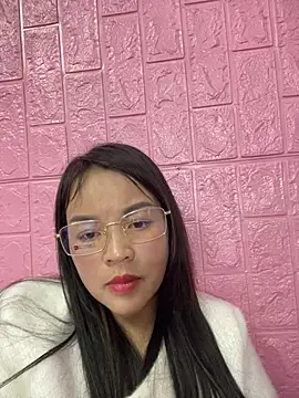 Strawberry-wet online show from February 9, 7:56 am