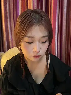 Snapshot of A-cola chatting on March 2, 8:21 am A-cola online show from March 2, 8:21 am