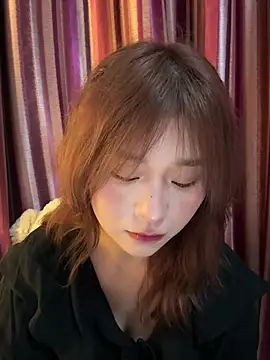 Snapshot of A-cola chatting on March 3, 12:22 pm A-cola online show from March 3, 12:22 pm