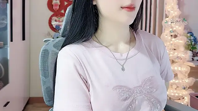 Snapshot of Agnelyn___ chatting on May 3, 3:18 pm Agnelyn online show from May 3, 3:18 pm