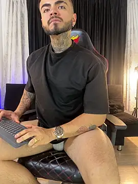 Benjii Carter1 online show from March 9, 2:48 am