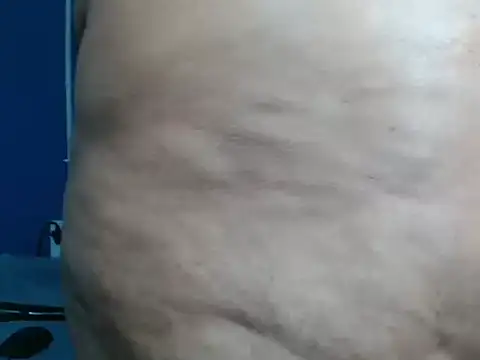 Snapshot of Sweet-Bella17 chatting on February 12, 12:49 am Sweet-Bella17 online show from February 12, 12:49 am