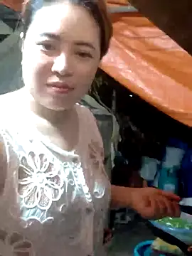 Snapshot of yun_2006 chatting on July 8, 12:42 pm yun 2006 online show from July 8, 12:42 pm