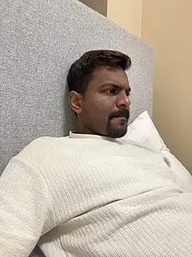 Snapshot of bhagihero chatting on February 13, 6:31 am bhagihero online show from February 13, 6:31 am