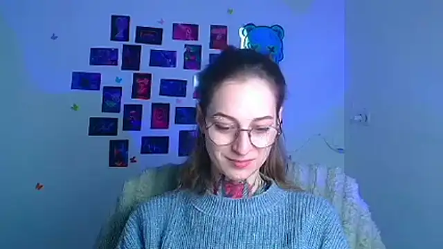 Esmi Winter online show from March 3, 6:19 am