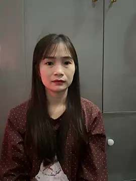 Snapshot of -Dumi- chatting on February 15, 1:24 am -Dumi- online show from February 15, 1:24 am