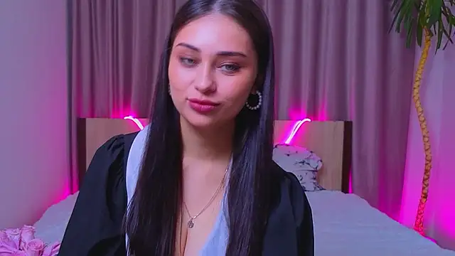 Snapshot of Sofia_Plump chatting on February 15, 2:03 pm Sofia Plump online show from February 15, 2:03 pm