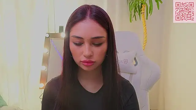 Sofia Plump online show from March 25, 9:04 am