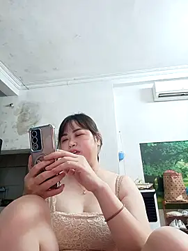 Kee-kimlee online show from April 13, 2:50 am