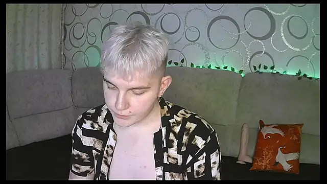 Snapshot of heatctrl chatting on February 15, 8:05 pm heatctrl online show from February 15, 8:05 pm