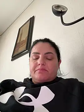 Snapshot of Sony28v chatting on February 14, 2:14 pm Sony28v online show from February 14, 2:14 pm