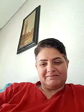 Snapshot of Sony28v chatting on June 17, 6:38 am Sony28v online show from June 17, 6:38 am