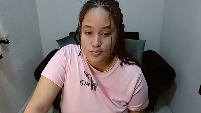 leilanewgirl online show from March 30, 12:50 pm