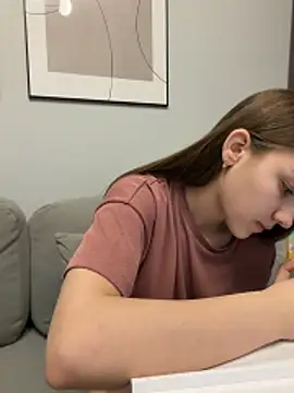  Patricia P online show from April 17, 4:10 pm