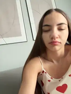 Snapshot of _Patricia_P chatting on June 5, 4:08 am Patricia P online show from June 5, 4:08 am