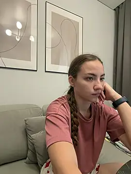 Snapshot of _Patricia_P chatting on July 7, 7:23 am Patricia P online show from July 7, 7:23 am