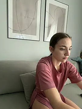 Snapshot of _Patricia_P chatting on July 17, 5:03 am Patricia P online show from July 17, 5:03 am