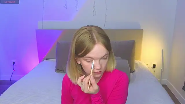 StellaBunny online show from April 7, 4:13 am