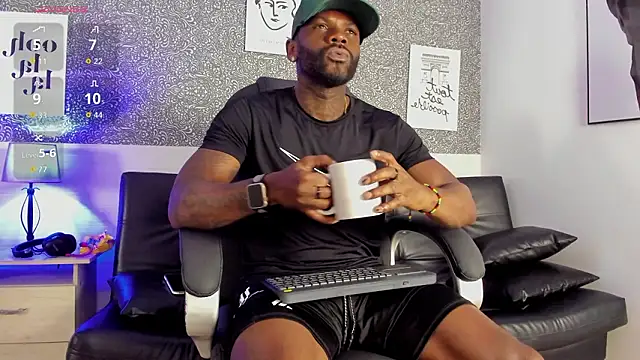 Snapshot of Mark_Vega chatting on March 3, 3:01 am Mark Vega online show from March 3, 3:01 am