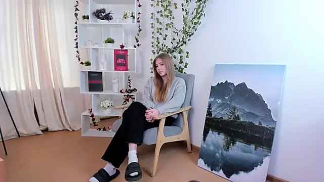 CharityKhamo online show from February 12, 8:42 am