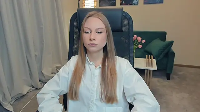 CarmenLipkin online show from February 12, 2:34 pm