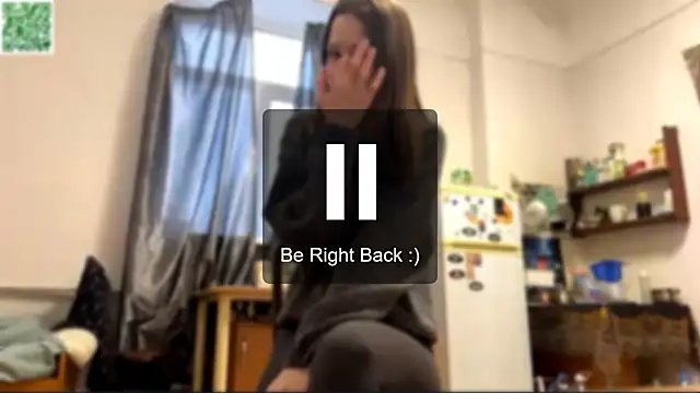 VickieKush online show from April 7, 4:13 am